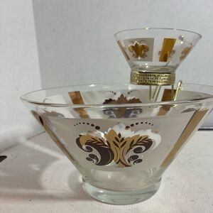 Mid-century chip and dip set by anchor hocking
